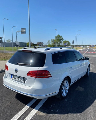 Volkswagen Passat cena 39500 przebieg: 255000, rok produkcji 2013 z Zambrów małe 137